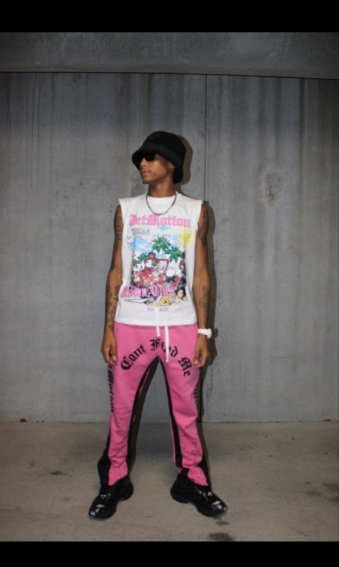 Cant Find Me Flared Pants (PINK)